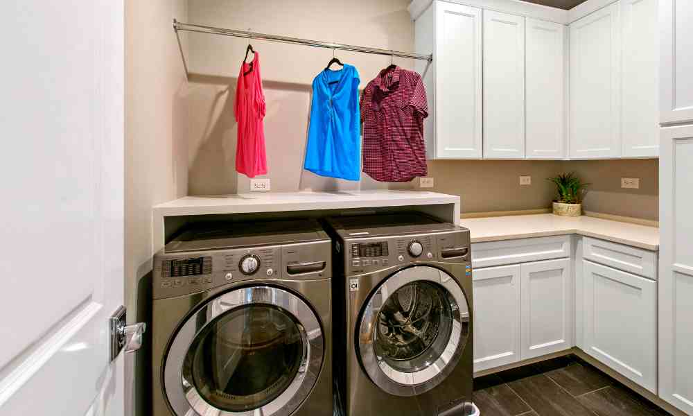 How to Turn Your Laundry Room Into a Functional And Beautiful Space